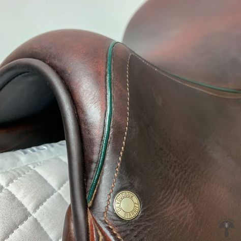 Devoucoux saddles are dedicated to show jumping and offer balance along with comfort. This saddle has gorgeous leather and green welting! Used Saddles For Sale, Jump Saddle, Saddles For Sale, Used Saddles, Hunter Jumper, Gorgeous Leather, Show Jumping, Dressage, Saddle