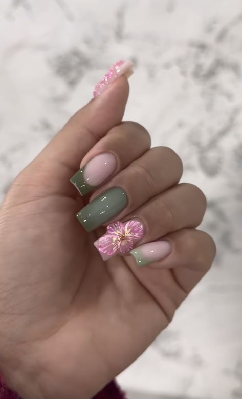 Nail Ideas Pink And Green, Green Orchid Nails, Nature Green Nails, Green And Pink Flower Nails, Orchid Nail Designs, Green Simple Nails, Square Green Nails, Eucalyptus Nails, Pink And Green Nail Art