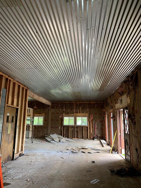 Coragated Metal Ceiling Ideas, Metal Ceiling Ideas Corrugated Sheets, Barndominium Inside, Skoolie Ceiling, Galvanized Tin Ceiling, Corrugated Metal Ceiling, Metal Wainscoting, Plank Ceilings, Under Deck Roofing