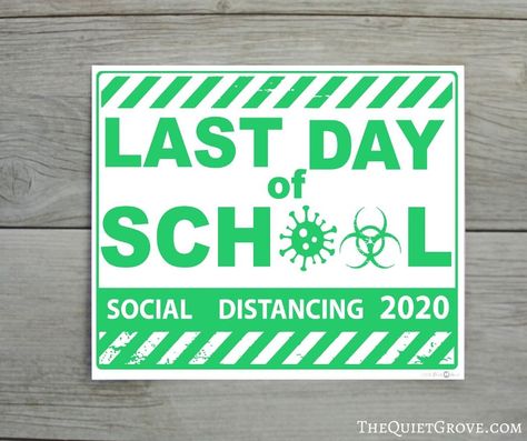 End Of School Year, Fun Printable, Charter School, School Signs, End Of School, School Photos, Last Day Of School, Private School, Printable Signs