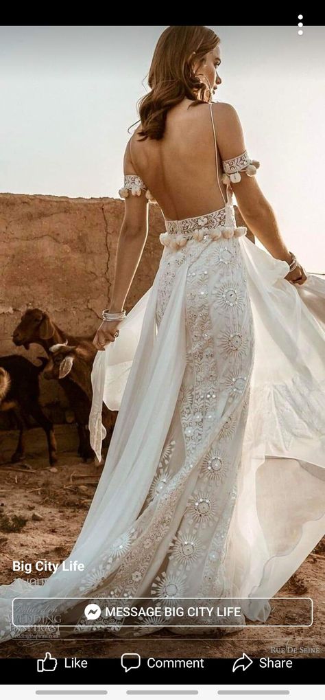 Boho Bride Dress, Rue De Seine Wedding Dress, Wedding Dresses Whimsical, Wedding Inspirasi, Sheath Wedding, Wild Heart, Bohemian Wedding Dresses, Boho Bride, Wedding Dress Inspiration