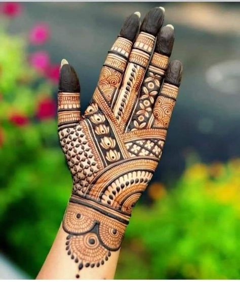 Front Hand Mehndi Design, Beautiful Simple Mehndi Design, Front Hand Mehndi, Front Mehndi Design, Hand Mehndi Design, Mehndi Designs 2018, Mehndi Designs Bridal Hands, Henna Art Designs, Full Hand Mehndi