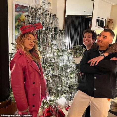 Rita Ora and husband Taika Waititi party with Nick Grimshaw Check more at https://newscnnn.com/rita-ora-and-husband-taika-waititi-party-with-nick-grimshaw/ Nick Grimshaw, Taika Waititi, Rita Ora, Good Mood, Before Christmas, Christmas