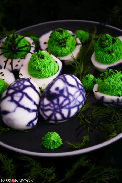 Boiled Eggs Halloween, Cracked Deviled Eggs, Monster Deviled Eggs, Halloween Deviled Eggs Spider, Spooky Easter Eggs, Monster Eggs Halloween, Creepy Deviled Eggs, Dragon Deviled Eggs, Halloween Boiled Eggs