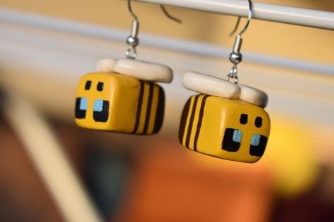 Kawaii Clay, Clay Rings, Weird Jewelry, Keramik Design, Polymer Clay Jewelry Diy, Funky Earrings, Cute Polymer Clay, Minecraft Creations, Cute Clay