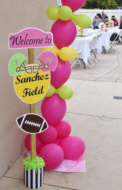 Touchdowns Or Tutus Balloon Arch, Touchdowns And Tutus Birthday, Pretty In Pink Football Party, Football And Cheerleader Birthday Party, Girls Sports Birthday Party, Football And Tutus Gender Reveal Ideas, Girl Football Party, Football First Birthday, Football Party Decorations