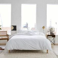 Here are some of our Brooklinen favorites you can score for less, like this classic duvet cover. Find yourself some simple comforts with these Brooklinen products. Brooklinen Sheets, Best Cooling Sheets, Best Bed Sheets, Sophisticated Bedroom, Best Sheets, Mini Crib Sheets, Cozy Nest, Bamboo Sheets, White Sheets