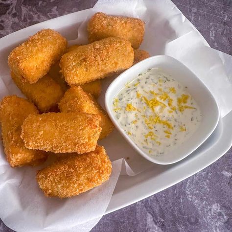 Crab Croquettes, Shooter Recipes, Lollipop Recipe, Croquettes Recipe, Parsnip Puree, Crab Bisque, Easy Mashed Potatoes, Creamy Crab, Steamed Mussels