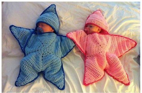 Conceiving Twins, Drotini Twins, Twins Clothes, Twins Girl, Twins Boys, Crochet Baby Projects, Baby Kostüm, Fraternal Twins, Baby Twins