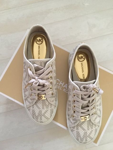 Michael Kors Sneakers Women, Michael Kors Sneakers, Expensive Shoes, Shoes Heels Classy, Girly Shoes, Burberry Shoes, Michael Kors Shoes, Blue Shoes, Luxury Shoes