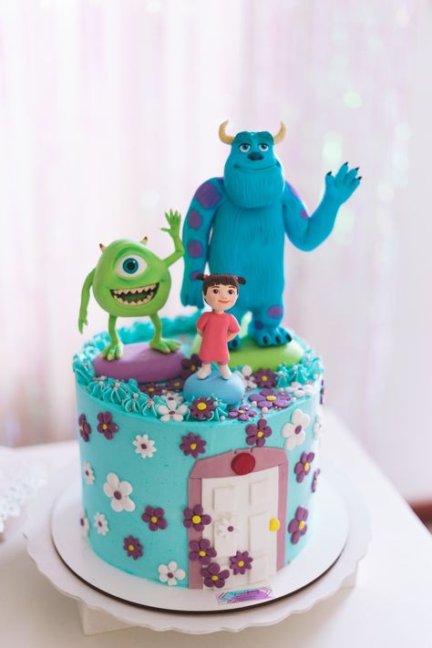 Cumple feliz foto de @mrdoomblood Monsters Inc Birthday Cake, Cake Boos, Buu Monster Inc, Monsters Inc Cake, Monster Birthday Cakes, Monster Ink, Monster Inc Cakes, Bus Cake, Monsters Inc Baby