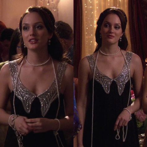 Blair Waldorf Dress Short, Blair Party Outfits, Blair Waldorf Best Outfits, Business Party Aesthetic, Blair Waldorf Party Outfit, Blair Waldorf Closet, Blair Waldorf Jewelry, Blair Waldorf Outfits Aesthetic, Blair Waldorf Iconic Outfits