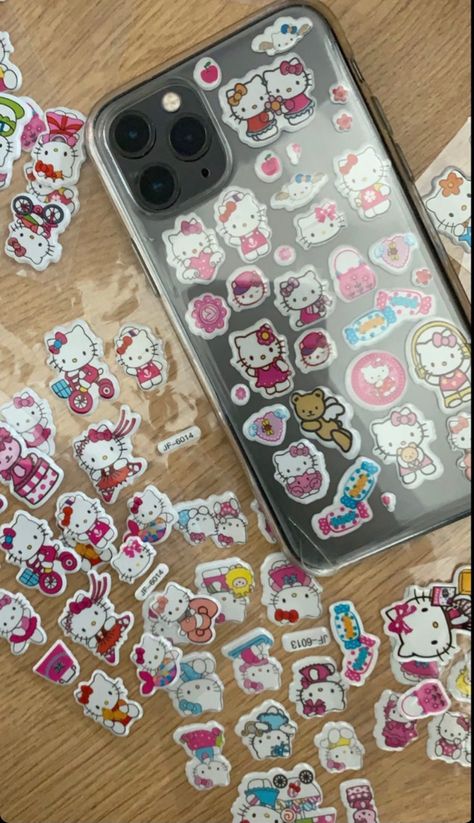 Hello Kitty Stickers, Charmmy Kitty, Hello Kitty Aesthetic, Hello Kit, Pretty Phone Cases, Apple Phone Case, Hello Kitty Items, Aesthetic Phone Case, Diy Phone