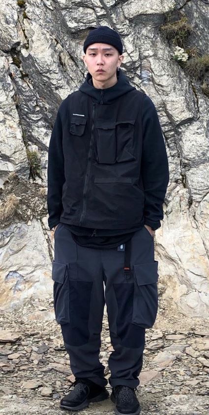 Soft Techwear, Techwear Men, Techwear Aesthetic, Tech Outfit, Tech Wear, Streamer Dr, Techwear Fashion, Oversized Clothes, Shaved Head