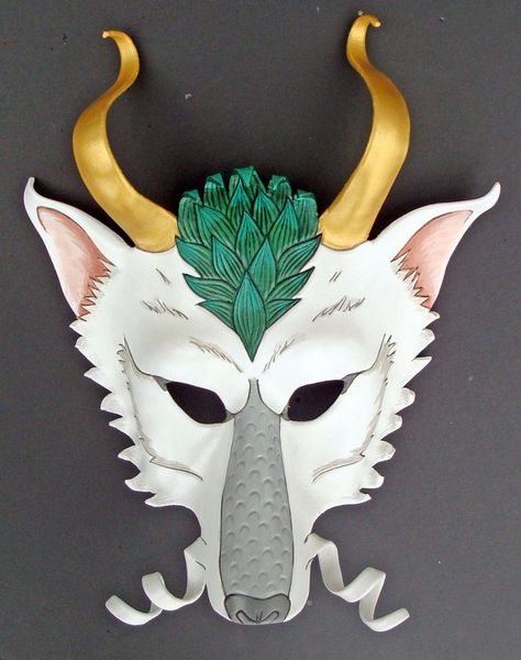 A Haku mask done by merimask <3 Disfraces Ideas, Demon Dog, Dragon Mask, Kitsune Mask, Dog Mask, Anime Tutorial, Dragon Costume, Japanese Dragon, Steampunk Clothing