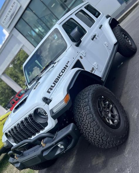 Jeep Wrangler Rubicon Aesthetic, 392 Jeep Wrangler, 392 Jeep, Rubicon Jeep Wrangler, White Rubicon, Keep Rubicon, 2024 Jeep Wrangler Rubicon, Jeep Wrangler 392, 2024 Jeep Rubicon