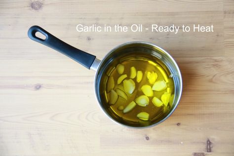 How to Make Garlic Infused Oil Making Garlic Infused Olive Oil, How To Infuse Olive Oil With Garlic, Garlic Infused Olive Oil How To Make, Fodmap Sauces, Garlic Infused Oil, Low Residue Diet, Garlic Infused Olive Oil, Food Map, Infused Oil