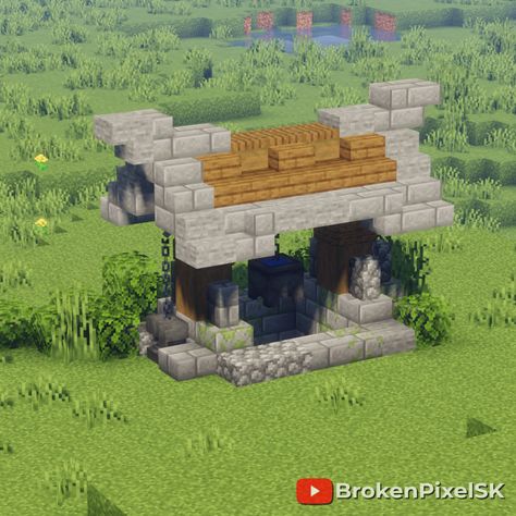 Small medieval well in Minecraft Mideaval Minecraft House, Minecraft Elf Build, Medival Minecraft Buildings, Minecraft Wagons And Carts, Well In Minecraft, Minecraft Well, Minecraft Medieval Village, Villa Minecraft, Minecraft Medieval House