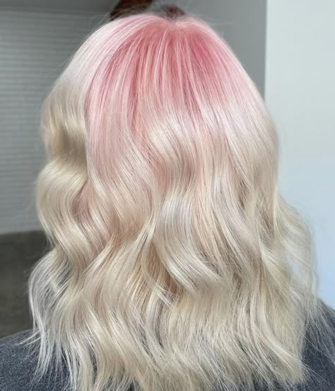 Blonde Hair With Pink Roots, Pink Ghost Roots, Pink Roots Blonde Hair, Platinum Blonde Hair With Shadow Root, Ghost Roots Hair, Ghost Roots, Pink Roots, Hair Vision Board, Haircut Lob