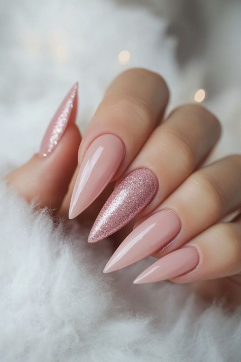 14 Creative Pink Christmas Nails for Every Style Holiday Nail Designs, Holiday Nail, Almond Nail, French Tips, Pink Champagne, Holiday Nails, Pink Christmas, Christmas Nails, Nail Design