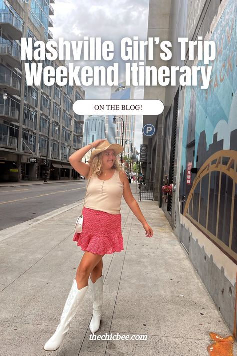 Your guide for a weekend in Nashville with the girls that will be one you'll never forget! READ NOW! Girls Trip To Nashville, Nashville Guide, Nashville Girls Weekend, Nashville Tennessee Vacation, Nashville Travel Guide, Nashville Travel, Weekend In Nashville, Nashville Trip, Tennessee Vacation