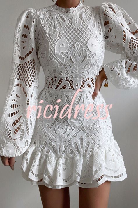 White lace dress short