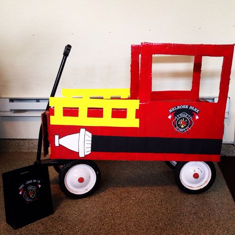 Baby Ladybug Costume, Fire Trucks Pictures, Truck Diy, Baby Ladybug, Ladybug Costume, Kindergarten Design, Trunk Or Treat, Family Halloween, Fire Engine