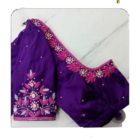 Embroiding Work Blouse, Simple Embroidered Blouse Designs, Machine Work For Blouse, Blouse Design Thread Work, Simple Maggam Work Blouse Designs Simple, Blouse Thread Work Designs, Blue Blouse Maggam Work, Simple Embroidery Designs For Blouse, Simple Machine Work Blouse Designs