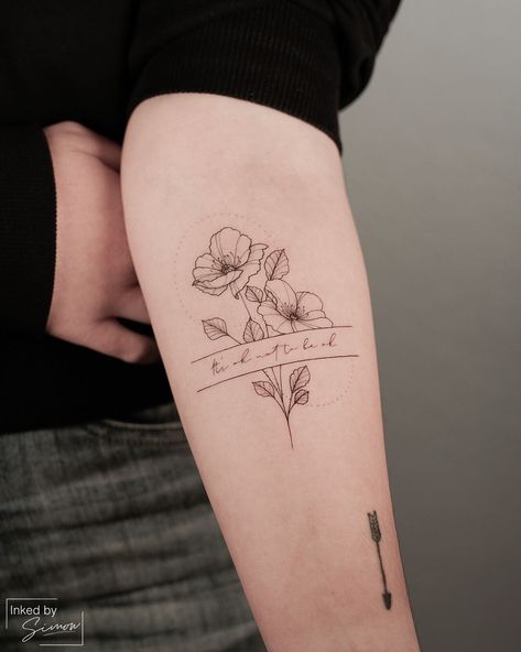 Flowers With Signature Tattoo, Simplistic Floral Tattoo, Poppy Flower Tattoos For Women, Meaningful Floral Tattoos, Signature Tattoo With Flower, Cosmo Fine Line Tattoo, Flower And Text Tattoo, Female Fine Line Tattoo, Fine Line Tattoos Flowers