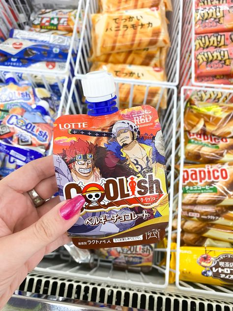 One Piece Food, Anime Snacks, Japanese Candy Snacks, Japanese Candy, Japanese Dessert, One Peice Anime, Pretty Drinks, Japanese Snacks, One Piece Pictures