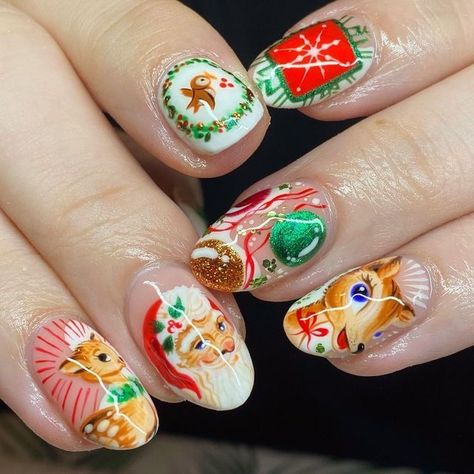 Vintage Inspired Christmas Nails, Vintage Christmas Nail Designs, Christmas Nails Vintage, Vintage Christmas Nail Art, Vintage Christmas Nails, Festive Nail Ideas, Nail Ideas Winter, Nail Ideas Cute, Christmas Nails Designs