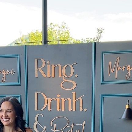 Megan Rivers on Instagram: "It's Friday! Are you team Champagne or Margarita? 🥂 But seriously, how cute is this? 💕 It was the perfect way to kick off the grand opening party at @thejuntohotel last night. All you have to do is walk up, ring the bell, and voila! Your drink pops out! 🛎️🍾 Cheers to a memorable night and a stunning space! 🎉✨ 🔨 Design by @gracekdesign who you might know from the gorgeous flower installations at @eastontownctr! DM her for any events coming up that need something Chug Rug Drink, Ring For Champagne Wall Wedding, Ring The Bell Champagne Wall, Ring The Bell For Champagne, Ring Bell For Champagne, Champagne Welcome Drink, Champagne Neon Sign, Grand Opening Party, Ring Bell