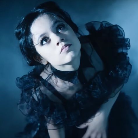 Jenna Ortega's Viral "Wednesday" Dance Is Taking Over TikTok Goo Goo Muck, Wednesday Dance, Wednesday Addams Dance, Luis Guzman, Wednesday Movie, John Everett Millais, Viral Dance, Indian Classical Dance, The Cramps