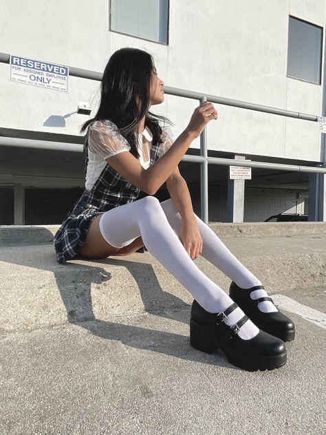 Thigh High Socks Outfit Aesthetic, Cute Thigh High Socks Outfit, Thigh Socks Outfits, Thigh High Socks Outfits, Socks Mary Janes, Thigh Highs Outfit, Thigh Highs And Skirt, Thigh High Outfits, Skirt And Knee High Socks