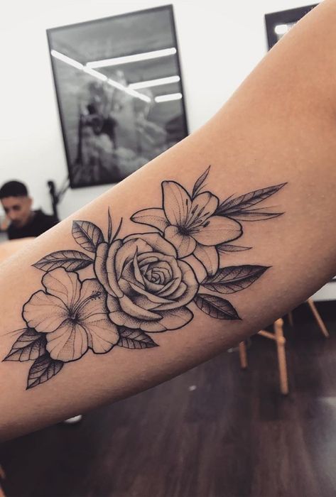 A Rose Tattoo, Rose Tattoo Meaning, Rose Tattoos For Women, Inspiration Tattoos, Most Popular Tattoos, Rose Tattoo Design, Flower Tattoo Designs, Mom Tattoos, Tattoo Designs For Women