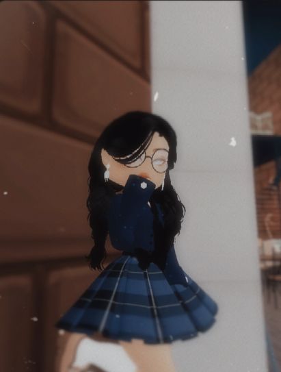 New School Outfits Royale High, Royal High School Aesthetic, Rh New School Outfits, School Outfits Royale High, Royale High School Outfits Ideas, Royal High New School Outfits, Royale High Nature Outfits, Royale High Uniform Outfit, Uniform Royale High