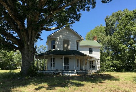 Under $75K Thursday ~ Save This Old House on 3.83 Acres in Mooresville NC $75K Two Story Farmhouse, Old Houses For Sale, This Old House, Small Farmhouse, Old Farm Houses, Wrap Around Porch, Old Farmhouse, Old House Dreams, Old Farm