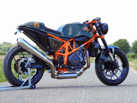 KTM CR690 Ktm 690, Enduro Motorcycle, Ktm Duke, Custom Motorcycle, Custom Bikes, Cafe Racer, Clip On, Fuel, Cycling