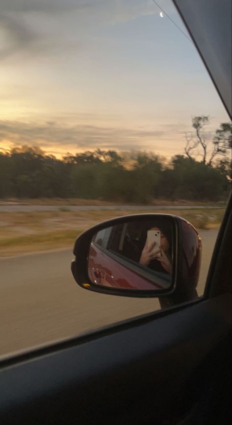 Pic Mirror, Car Photos Instagram, Iphone 13 Mirror Pic, Fake Insta Story Mirror Pics, Aesthetic Picture In Car, Mirror Selfie Snap, Car Dp, Mirror Photo Iphone, Car Driving Pic