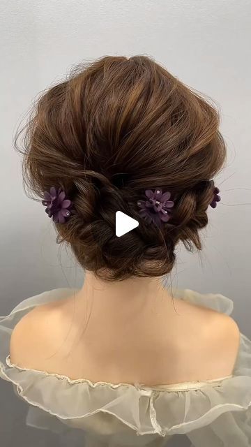 @hairstyle_tu on Instagram: "Beautiful hair tutorials for you 😍🥰
Follow us to get more hair style ideas and learn simple beautiful hair styles 💓
.
.
#hairstyleideas #videohair #braidtutorial #hairtutorialvideo #hairvideotutorial #hairstyletutorial #braidoftheday #braidsofinstagram #hairglamvideos #tutorialhairdo #hairvideoshow #naturalhairtutorial #tutorialhair #cutehairstyles #marcbeauty #tutorialvideo #braidinglife #hairofinstgram #braidinspo #hairdecoration #hairstylevideo #longhairstyles #hairspo" Hairstyle Tutorials, Hairstyles For Medium Length Hair Easy, Hairstyles Volleyball, Bridesmaid Hair Down, Homecoming Hair Down, Cute Hairstyles For Medium Hair, Summer Hairstyles For Medium Hair, Sports Hairstyles, Bridesmaid Hair Updo