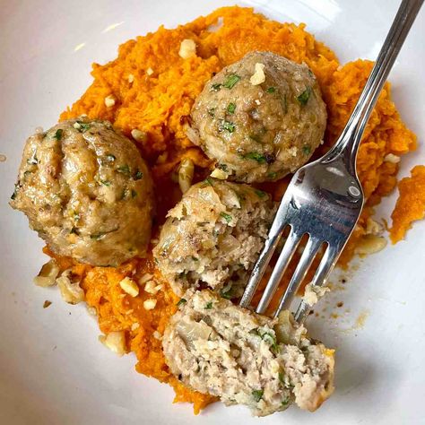 The BEST Apple Chicken Meatballs - On The Bias - Cheddar Meatballs, Spiced Sweet Potatoes, Ground Chicken Meatballs, Cheesy Meatballs, Meatball Dinner, Chicken Apple, Cheese Stuffed Meatballs, Fall Meal, Thyme Chicken