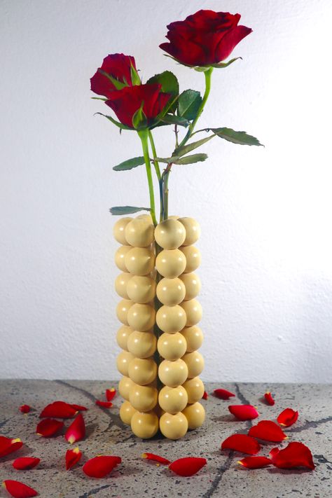 Wooden Flower Vase, Diy Vases, Bead Flower, Flowers Vase, Easy Flower, Wooden Vase, Wooden Flowers, Diy Vase, Wood Glue