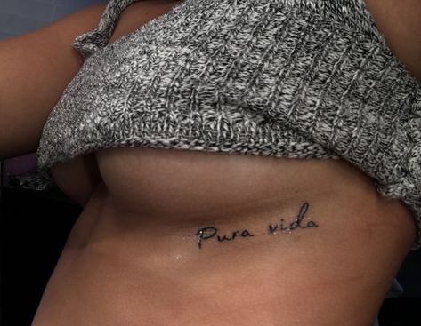 Pura Vida Costa Rica Tattoo Pita Vida Tattoo, Costa Rica Tattoo Ideas Pura Vida, Pura Vida Tattoo Ideas Costa Rica, Pura Vida Tattoo Costa Rica, Spanish Tattoos For Women, Pura Vida Tattoo Ideas, Costa Rica Tattoo Ideas, Tattoo Spanish, Small Spanish Tattoos