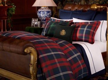 Ralph Lauren Inspired Home, Cabin Master Suite, Ralph Lauren Decor, Ralph Lauren Bedroom, Blue And White Lamp, Dark Deco, Ralph Lauren Bedding, Vibe Check, Ralph Lauren Style