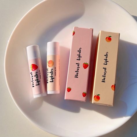 Lipgloss Ideas, Pretty Products, Lip Balm Set, Products Ideas, Skincare Aesthetic, Makeup Needs, D F, Aesthetic Beauty, Lipstick Makeup