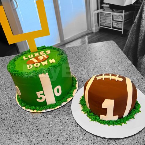 6 inch football smash cake with 8 inch matching cake for guests. Ball Smash Cake, Cake Football, Football First Birthday, Football Birthday Cake, Birthday Football, Ball Cake, Football Birthday Party, Twin First Birthday, Football Cake