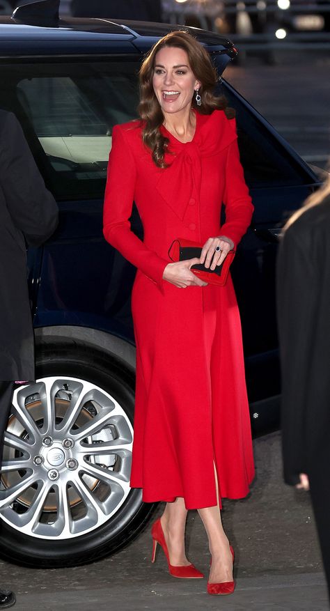 Royal Family Christmas, Style Kate Middleton, Looks Kate Middleton, Duchesse Catherine, Catherine Walker, Leona Lewis, Kate Middleton Outfits, Style Royal, Estilo Real