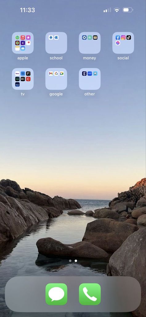 Wallpaper Backgrounds Light Colors, All Iphones In One Picture, Phone Organization Home Screen Aesthetic Iphone Minimalist, Minimal Phone Setup, Relationship Homescreen, Ios Minimalist Home Screen, Minimalist Ios Layout, Simple Ipad Homescreen, Minimal Iphone Setup