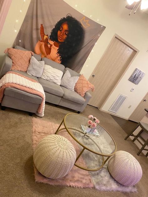 Boujee Room Ideas, Small Glam Bathroom, Make Your Apartment Look Expensive, Boujee Bedroom, Boujee Room, Aesthetic Boujee, Boujee Apartment, Apartment Rooms, Small Apartment Decorating Ideas