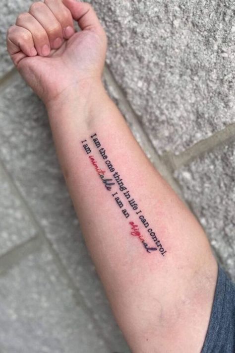 "Looking for a tattoo that inspires? These 11 inspirational quote tattoos are perfect for anyone seeking a daily reminder of strength, hope, and motivation." Inspirational Quote Tattoos, Stunning Quote, Inspiring Quote Tattoos, Strong Tattoos, Quote Tattoos, Tattoo Quotes For Women, Strength Tattoo, I Am The One, A Tattoo